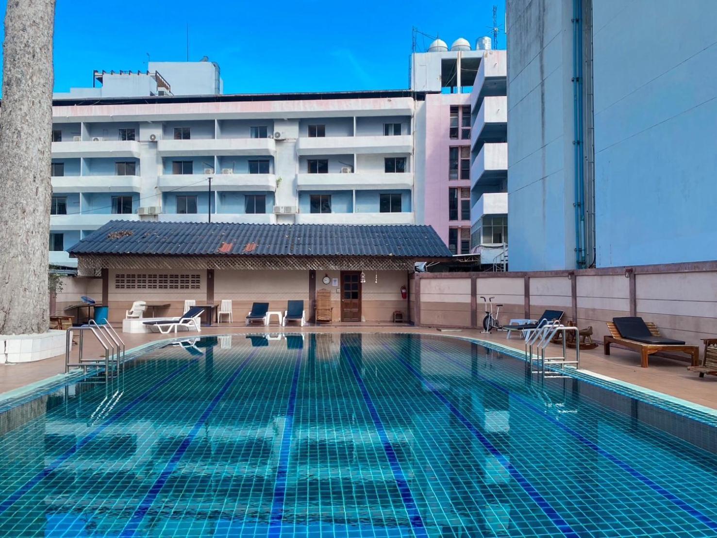 Hotel Pattaya Beach エクステリア 写真