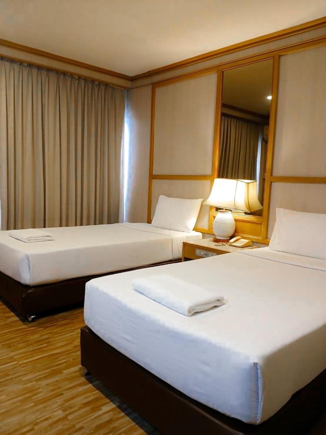 Hotel Pattaya Beach エクステリア 写真
