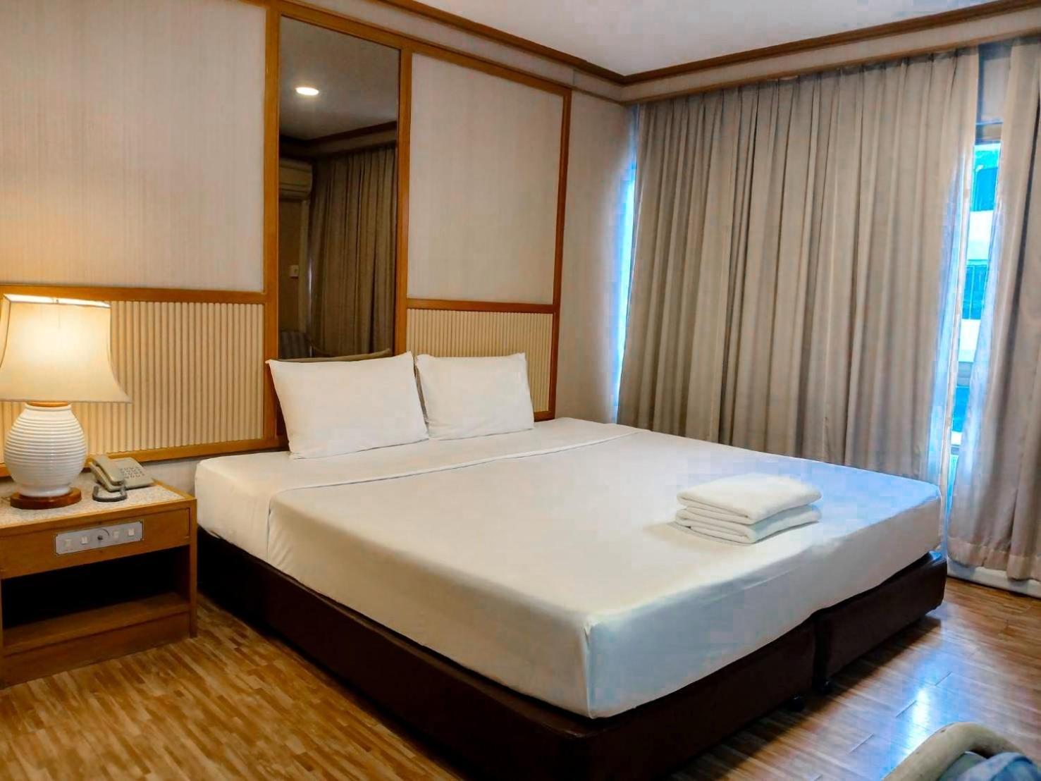 Hotel Pattaya Beach エクステリア 写真
